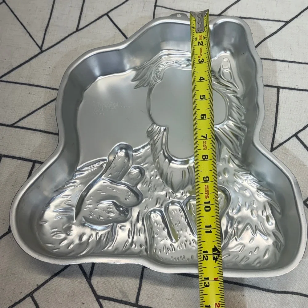 Wilton ALF Cake Pan 13